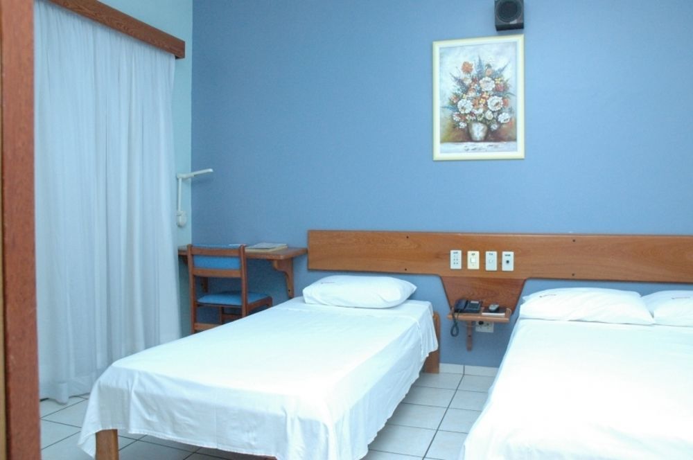 Serras Hotel Rondonópolis Eksteriør bilde